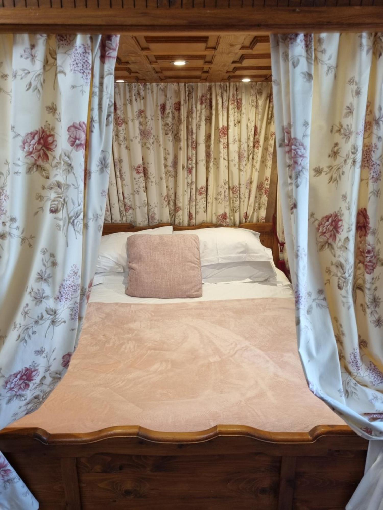 Virginia Cottage Guest House Bowness-on-Windermere Luaran gambar